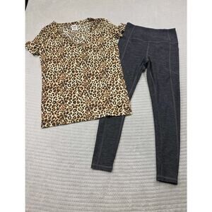 Victorias Secret Leggings & Shirt Womens XS Animal Print Vneck High Rise Legging